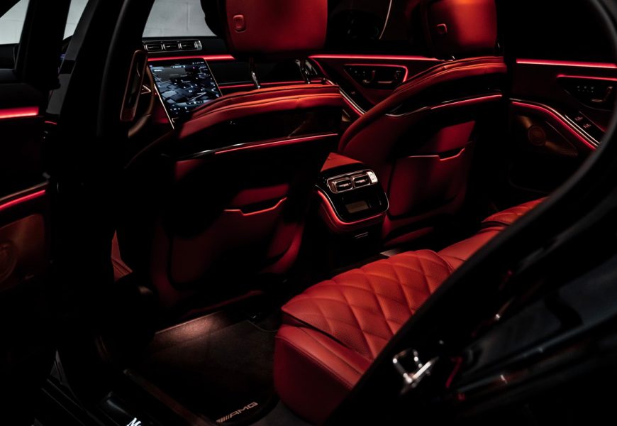 Mercedes-Benz S580 rental in Los Angeles