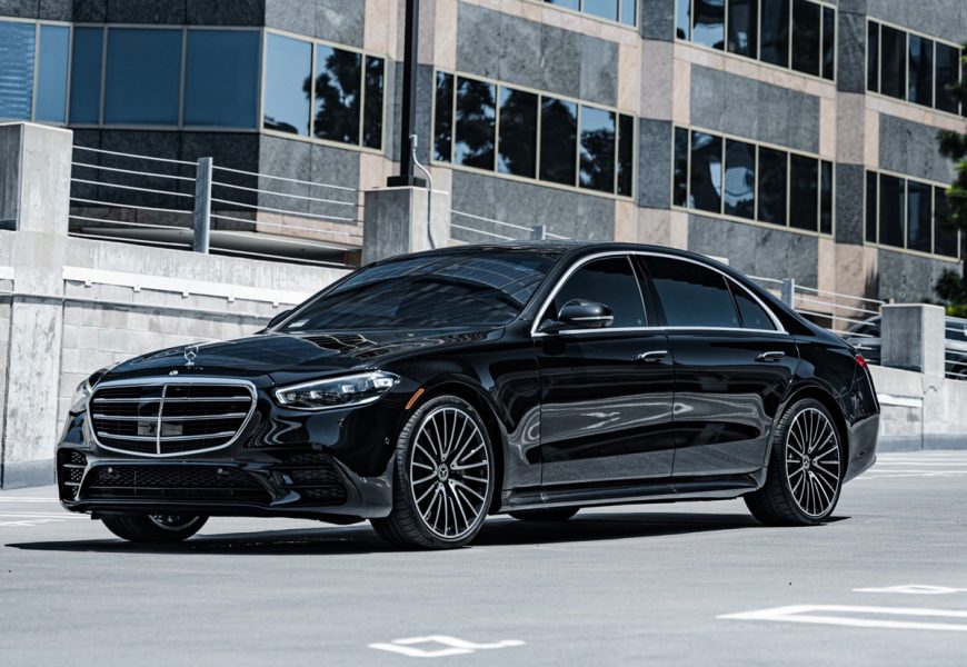 Mercedes-Benz S580 rental in Los Angeles