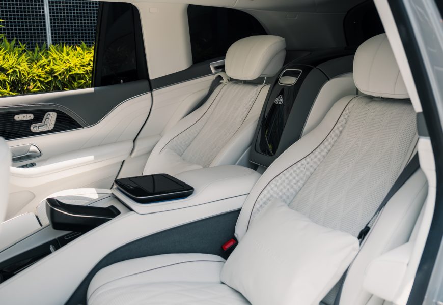 Maybach GLS600 rental in Los Angeles